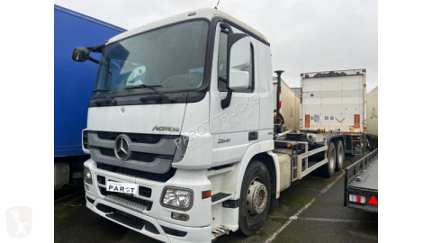 Camion polybenne Mercedes
