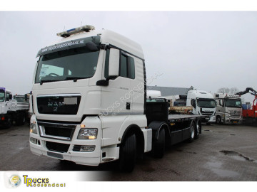 Camion plateau MAN