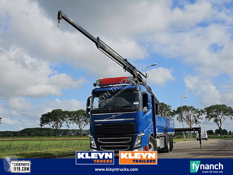 Camion Volvo 6X2 HIAB 117K PRO
