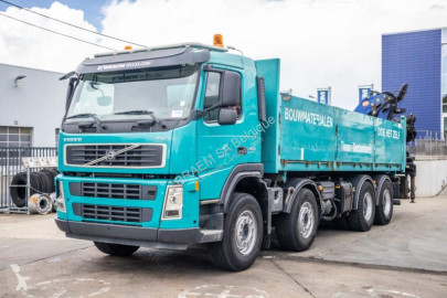 Camion grue standard Volvo