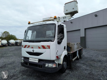 Camion nacelle Renault