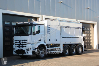 Camion aspirateur Mercedes