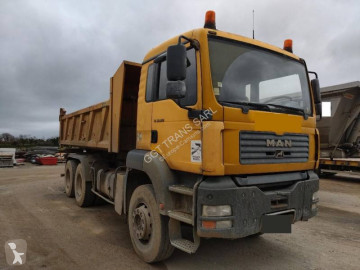 Camion benne MAN