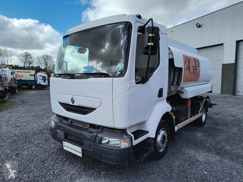 Camion Renault 220 8000L FUEL / CARBURANT TANK...