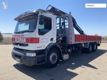 Camion plateau ridelles Renault