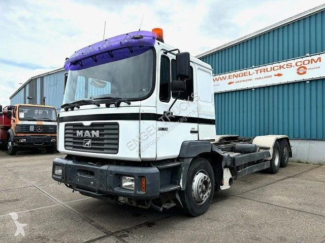 Camion MAN FNL-T (6-CILINDERHEADS) 6x4 CHASSIS...