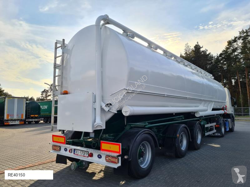 Oplegger with suction WELGRO fodder, flour,...