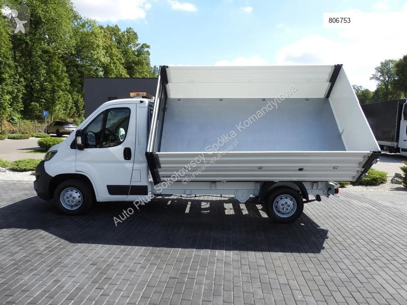 Véhicule utilitaire Peugeot BOXER WYWROTKA...