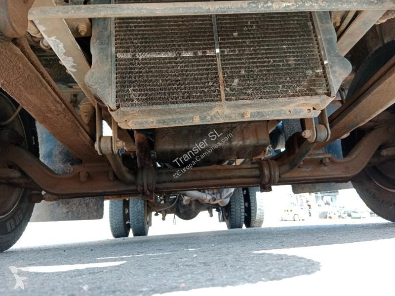 Camion Nissan