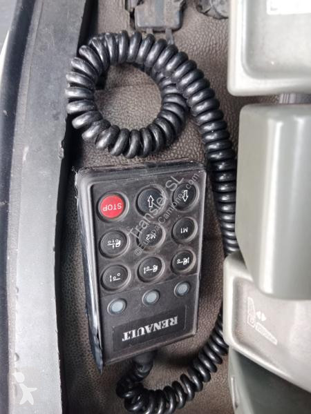 Kamion Renault 32026S 320 26S