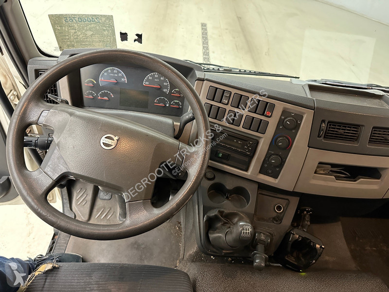 Kamion Volvo FL 240