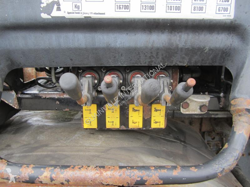 Kamion Volvo 520