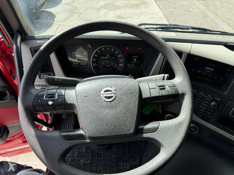 Camion Volvo 460 8X4 PALFINGER PK53002 + FLY...