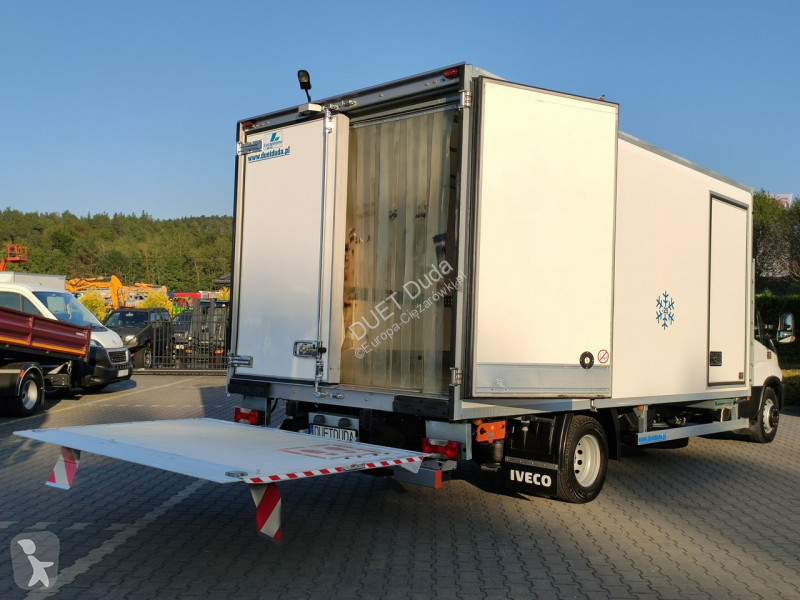 Camion Iveco 70C17 Mroźnia Ściana Grodziowa...