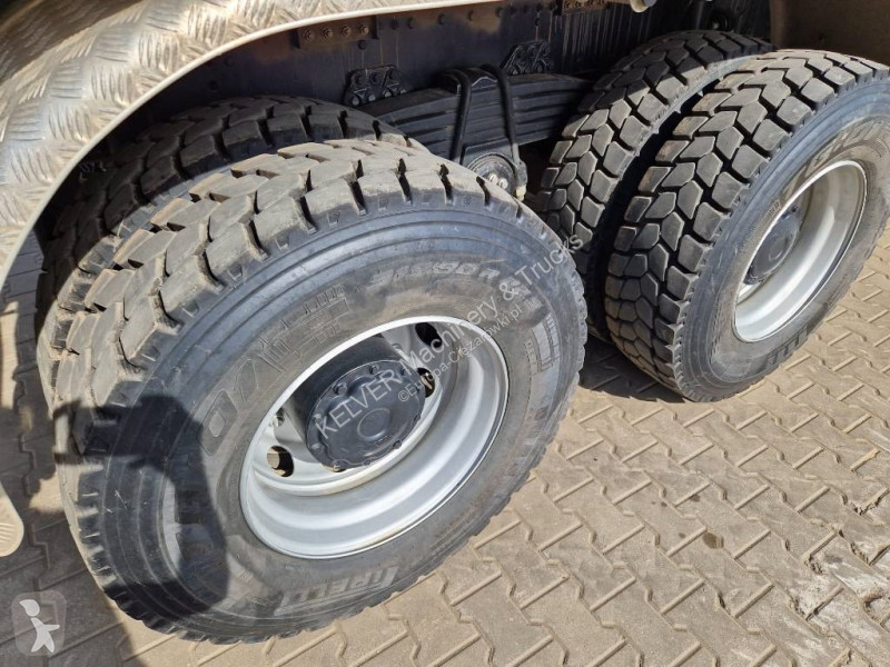 Lastbil MAN TGS 8x6 kipper