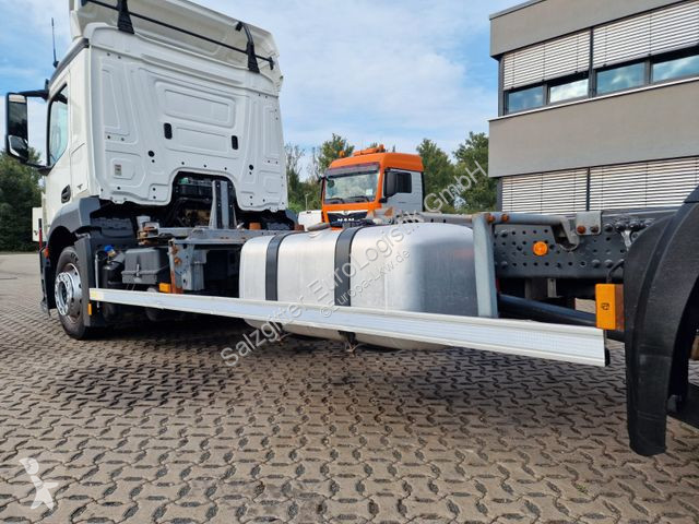 Kamion Mercedes 1840 / Ladebordwand / Retarder