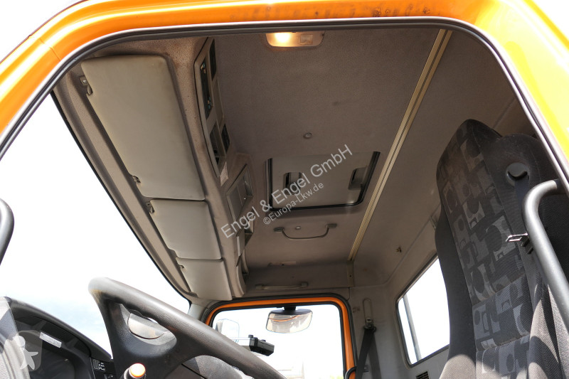 Kamion Mercedes 1828 AK Kran Axor-R Atlas 85.2...
