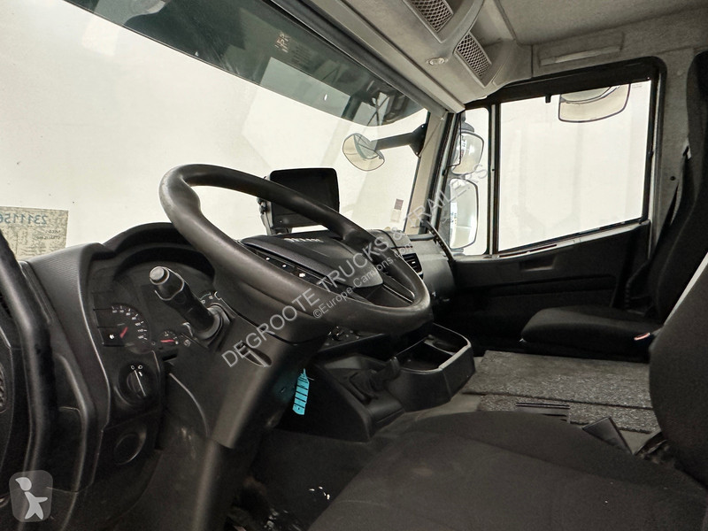 Vrachtwagen Iveco 460 - 6x2