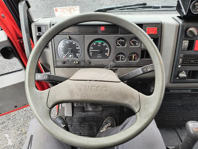 Camion Iveco 38 025 KM (!) - LIGHT TOWER -...