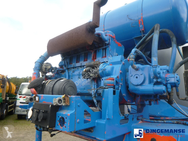 Kamion  De Buf mixer trailer 10 m3