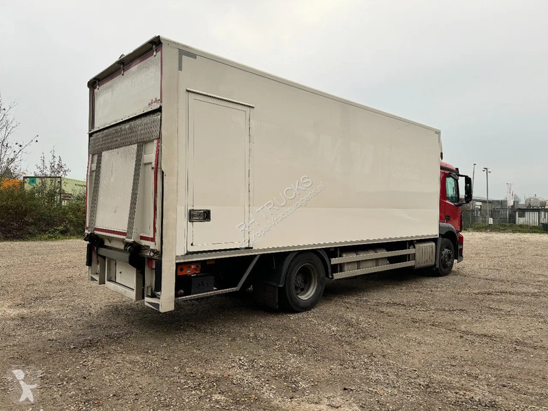 Vrachtwagen Mercedes 1927 4X2 4 UNITS EURO 6...