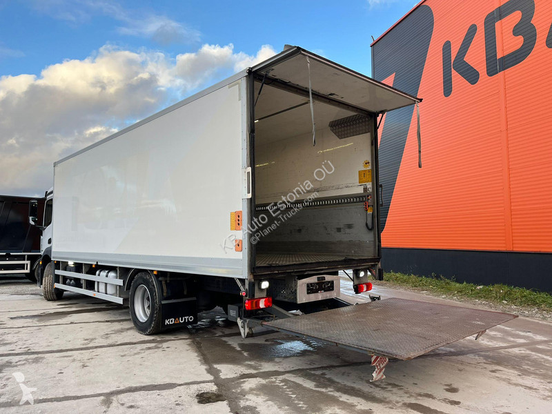 Kamion Mercedes 1827 4x2 BOX L=7560 mm