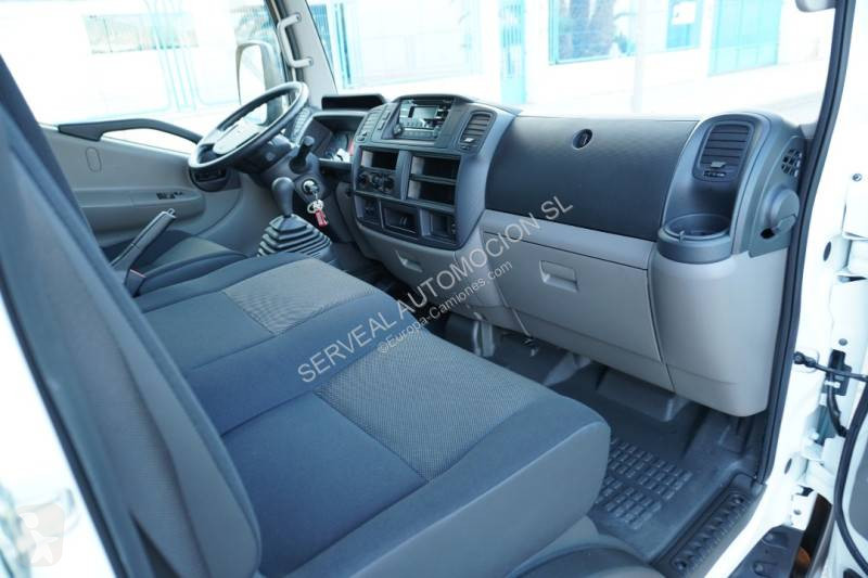 شاحنة Nissan