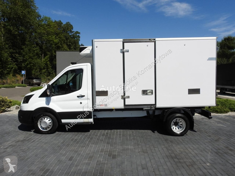 Autoutilitară Ford TRANSIT CHŁODNIA KONTENER...