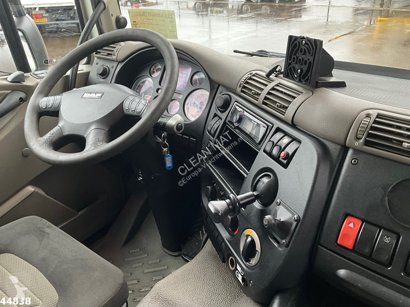 Kamion DAF CF 250 MKG 14 Tonmeter laadkraan