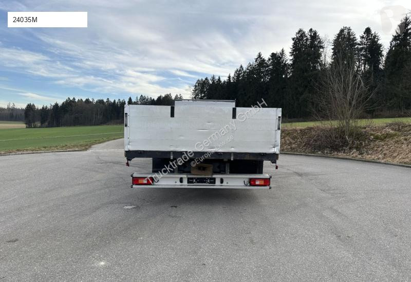 Kamion Volvo -340 4×2 Brücke