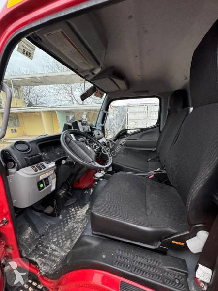 Camion Mitsubishi Fuso