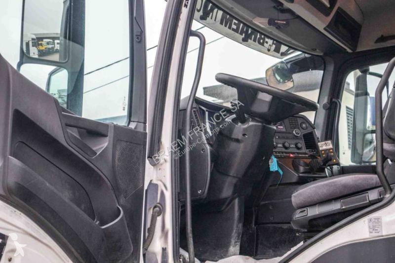 Camion Mercedes  AROCS 3236 BB+LIEBHERR 9M3