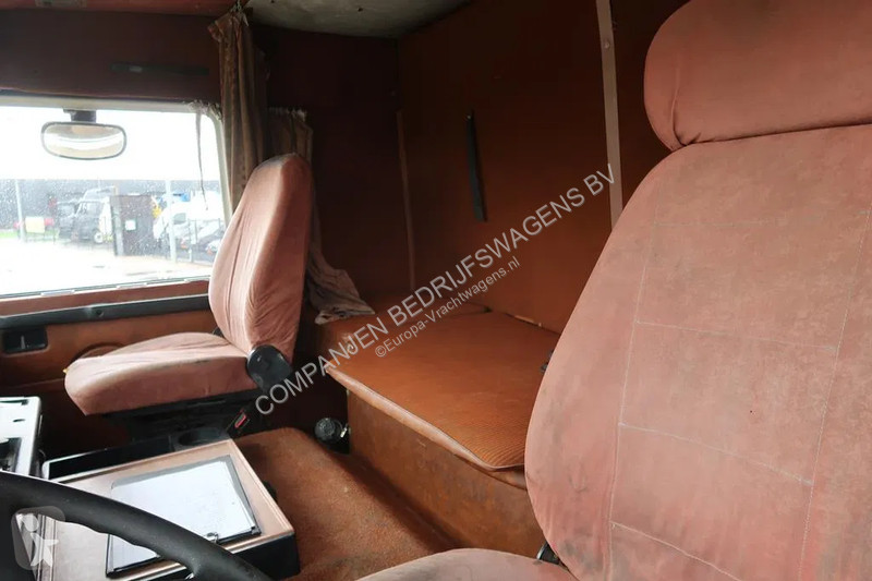 Kamion Volvo F 12 -20 - 1986 - Horse transport...