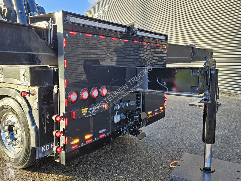 Kamion Volvo 8x2-6 / FASSI F1650 / JIB + WINCH...