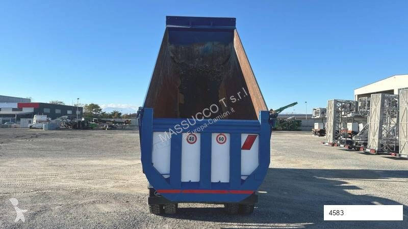 Kamion MAN 41.390 F 8X4