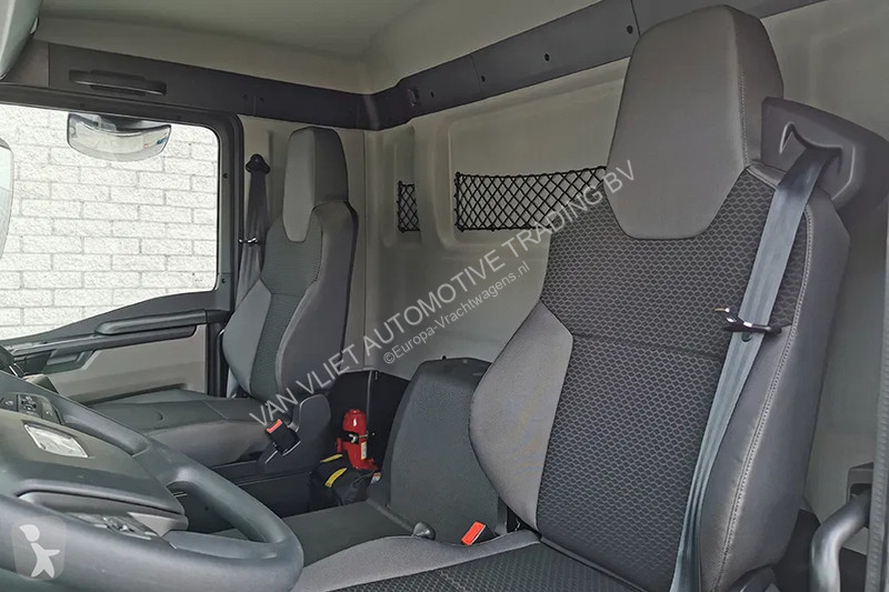 Kamion MAN 33.400 BB CH Tipper Truck (9 units)