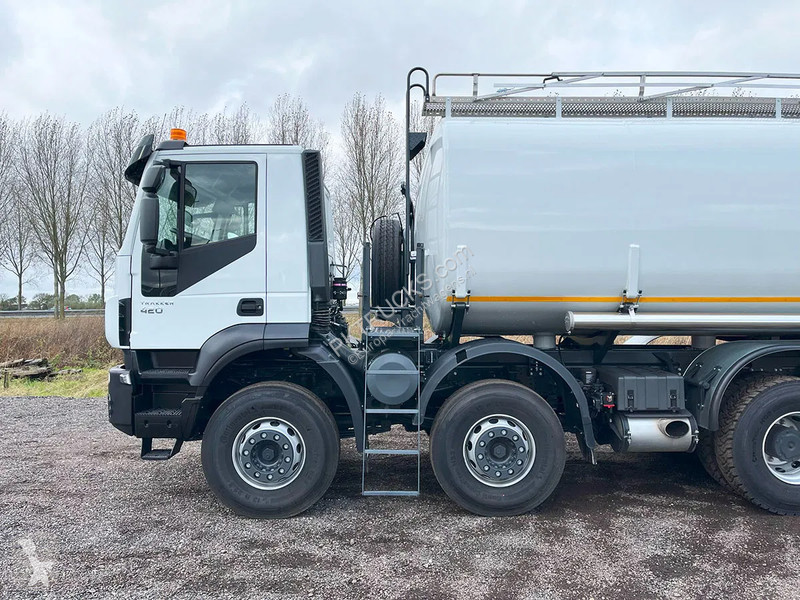 Camião Iveco 410T42 Fuel Tank Truck (2 units)