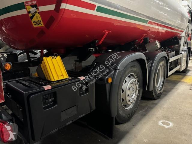 Camion MAN 26.400