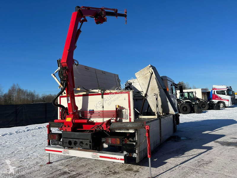 Lastbil MAN 8.220 4x2 HMF 340 K2 / PLATFORM...