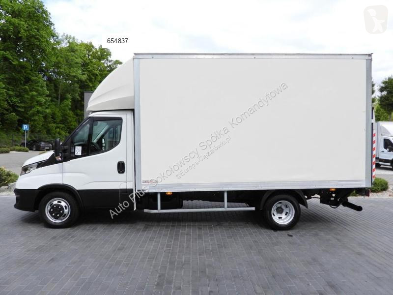 Kamion Iveco DAILY 35C16 KONTENER WINDA 8 PALET...