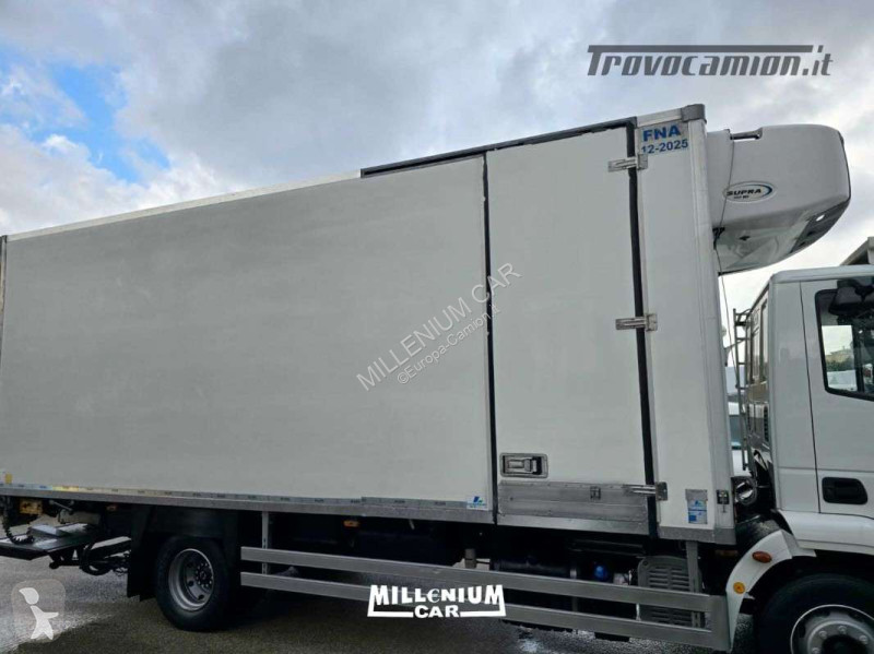 Kamion Iveco 140E22 CELLA 6,70 GRUPPO PEDANA...