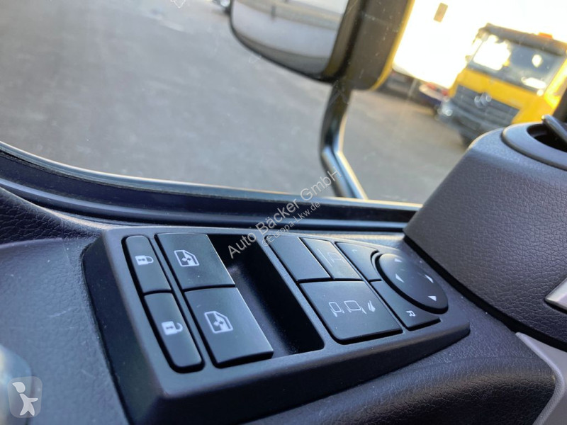 Camión MAN 8.190 FG mit neuem Schiebeplateau...