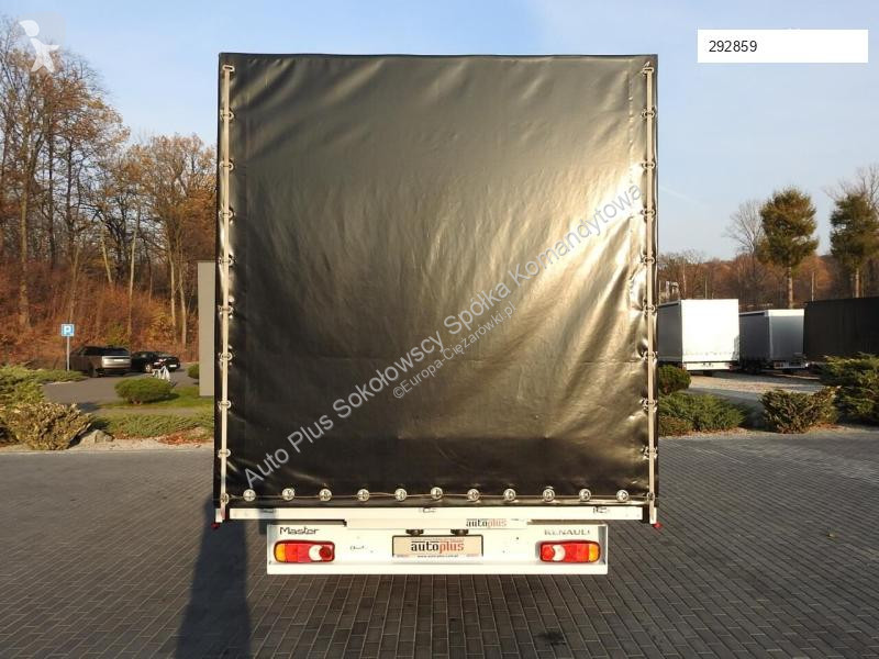 Autoutilitară Renault MASTER PLANDEKA 10 PALET...