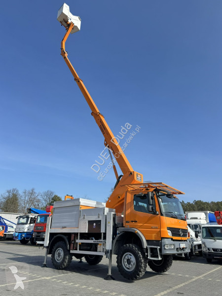 Camion Mercedes 1324 4x4 Zwyżka RUTHMANN...