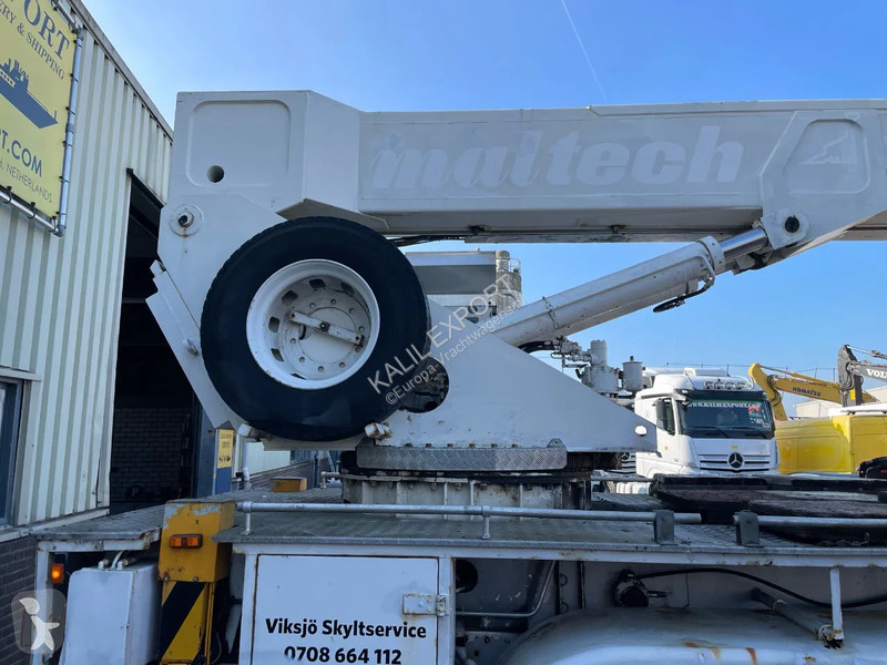 Kamion Mercedes SK Bronto Skylift 30 Meters 6x4...
