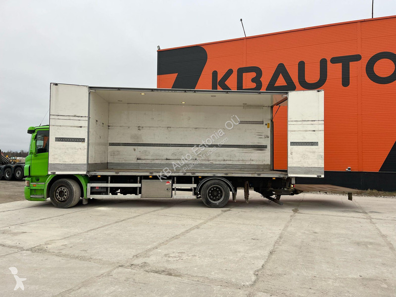 Kamion Scania P 230 4x2 BOX =6848 mm