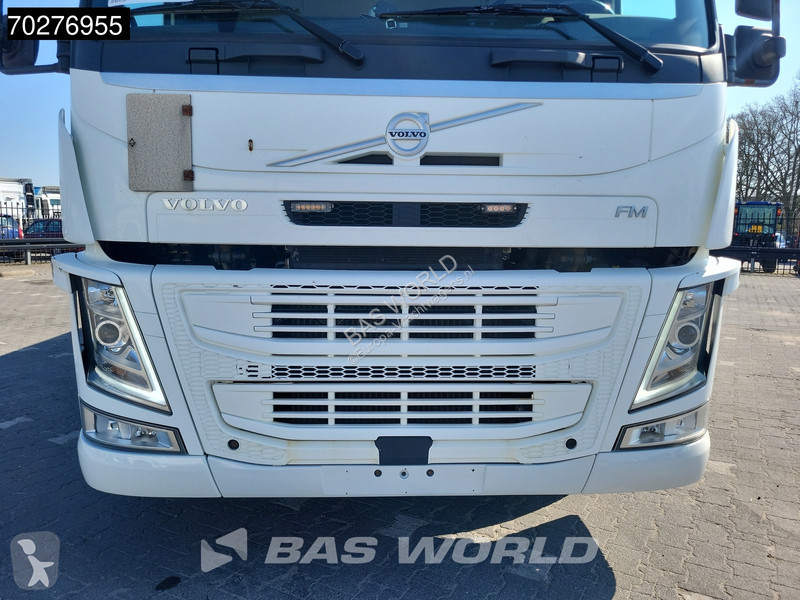Kamion Volvo 450 6X2 HMF3220 K5 + Jib K5 Crane...