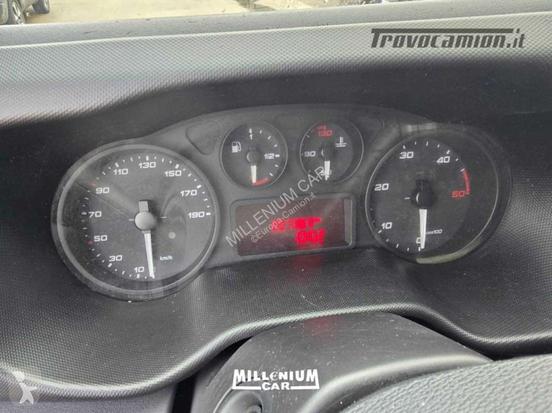 Veicolo commerciale Iveco 35-14 2019 CELLA 3,80...