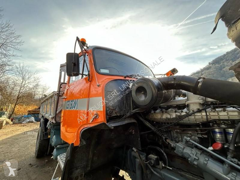 Camion Saurer