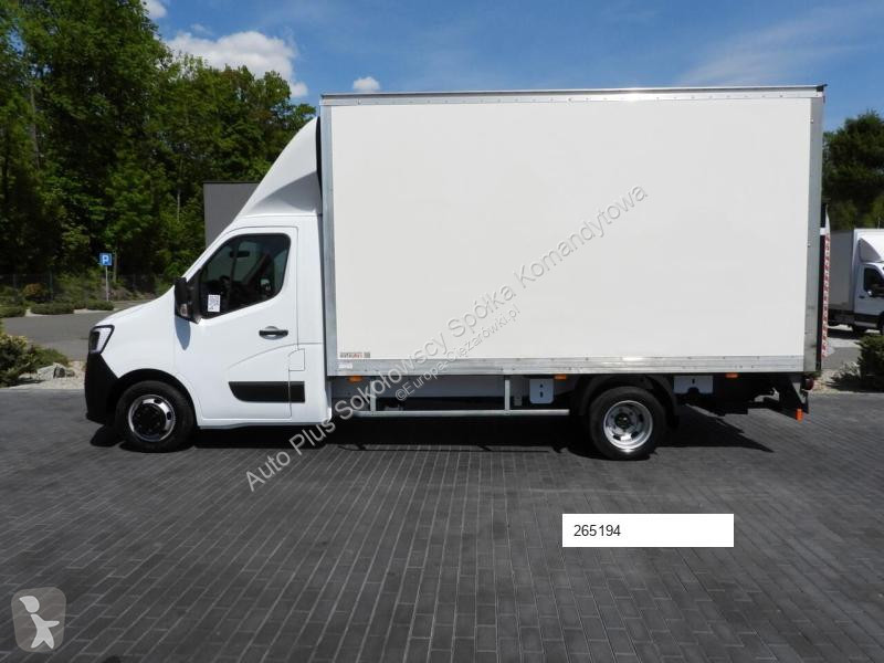 Camion Renault MASTER  KONTENER WINDA 8 PALET...